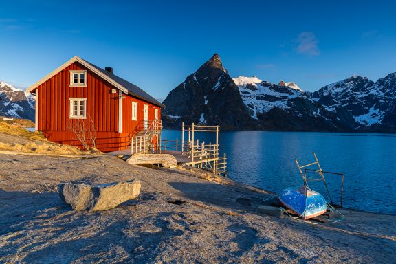 Lever de Soleil à Sakrisøy