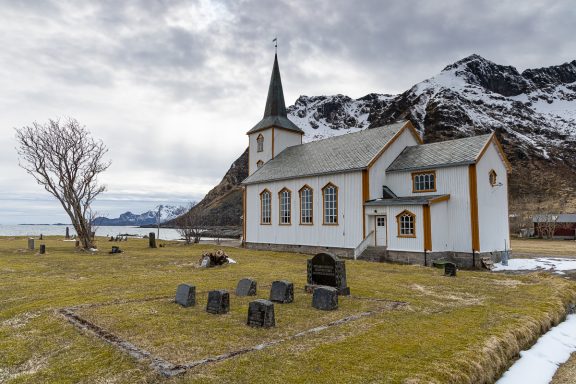 Eglise de Valberg dans les îles Lofoten